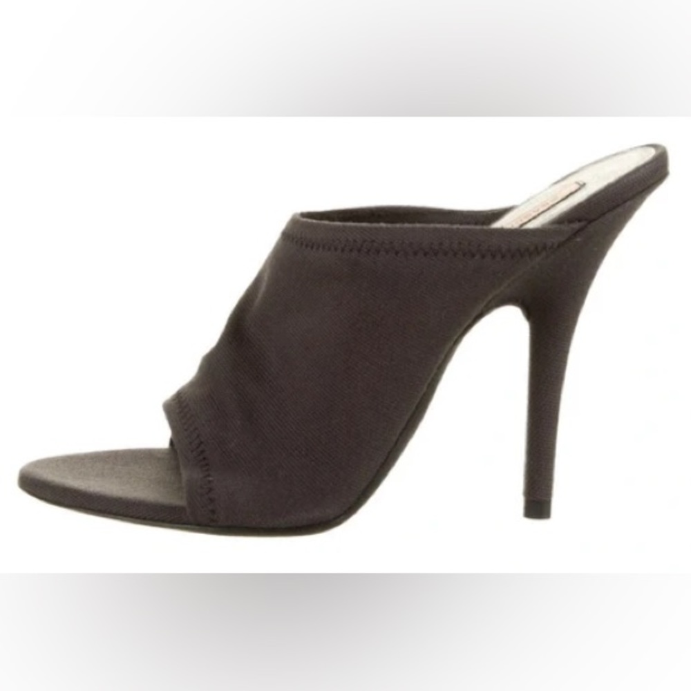 Yeezy Open Toe Mule Grey Graphite Dark Gray Season 6 Heels Sandals Size 6
